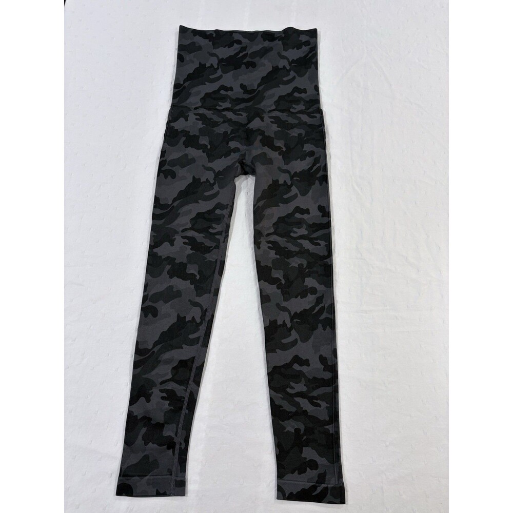 Belly Bandit Mother Tucker Camo Leggings Size M Gray Black Shapewear